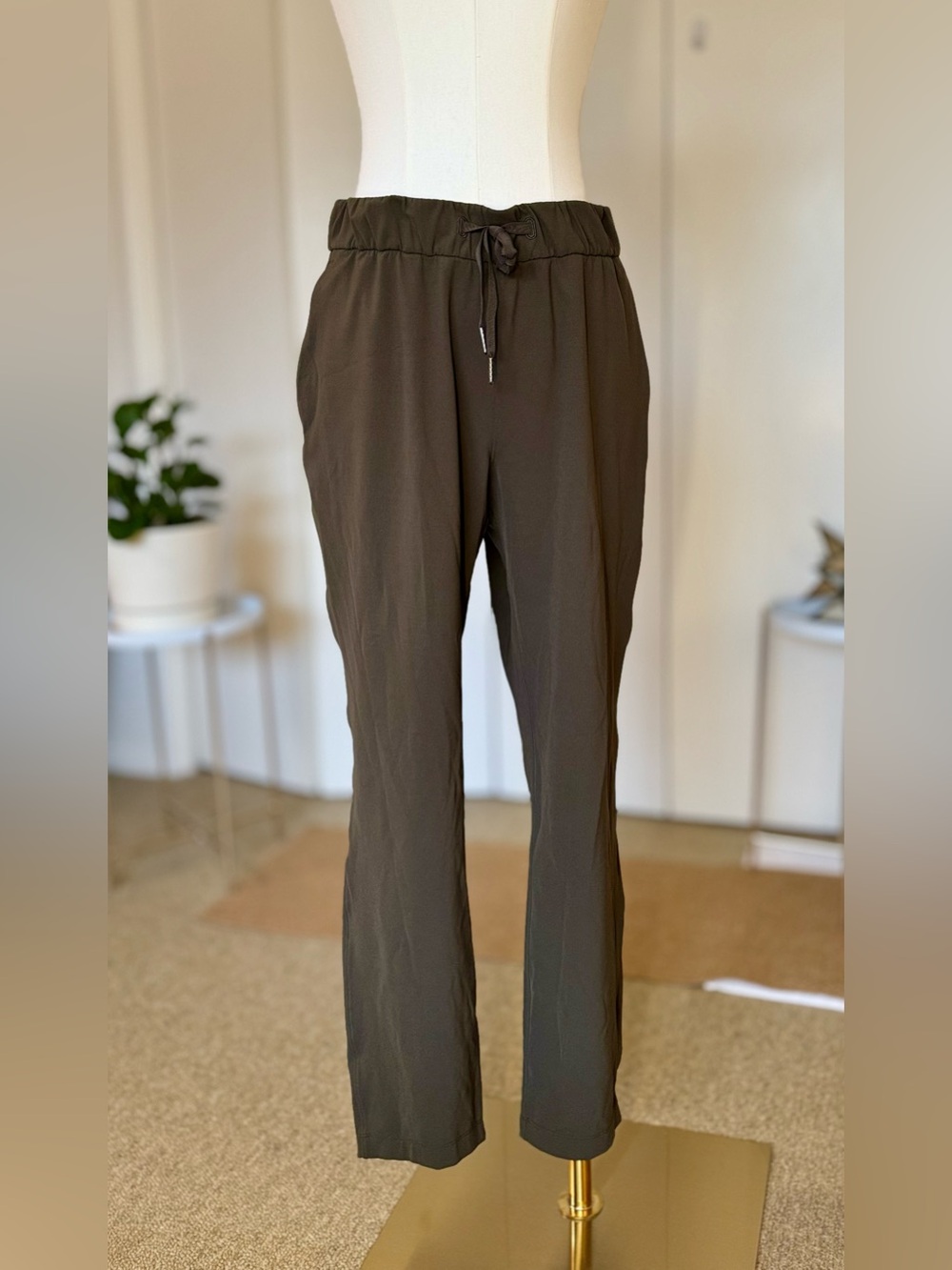 lululemon athletica Olive Green Drawstring Joggers